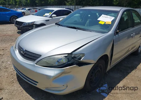 2004 Toyota Camry Le/Xle/Se из США, поврежденный, VIN 4T1BE32K24U852077